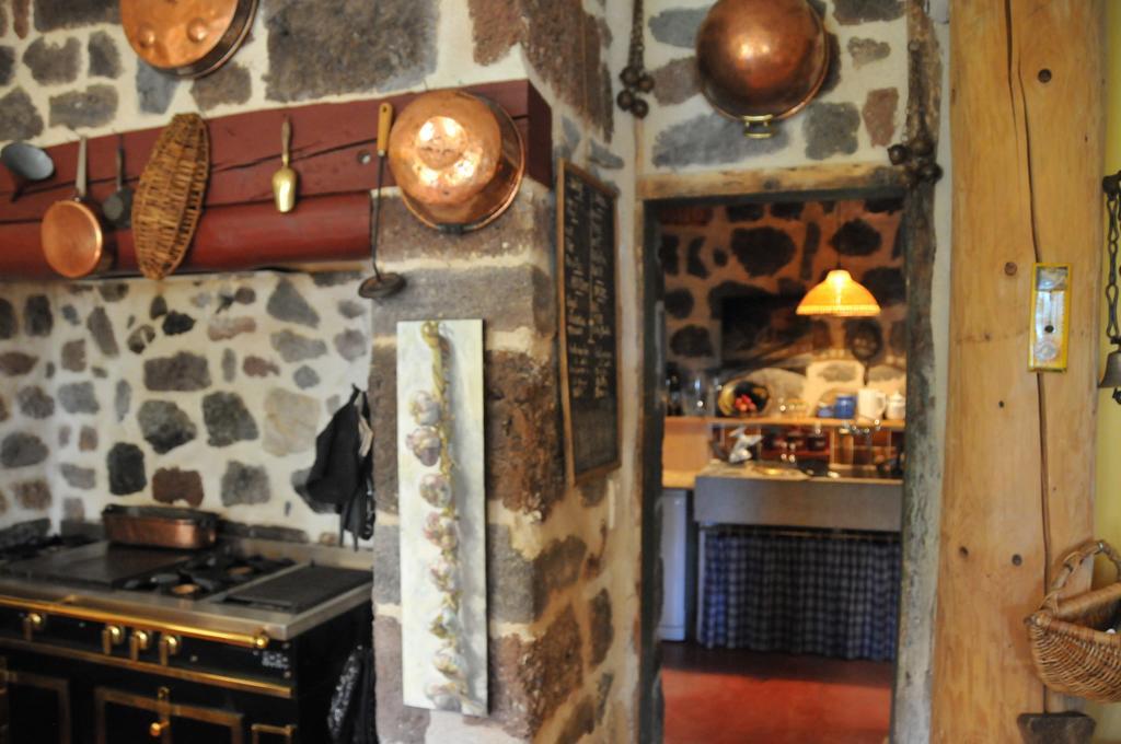 Bed and Breakfast Le Potala Le Bouchet-Saint-Nicolas Exterior foto